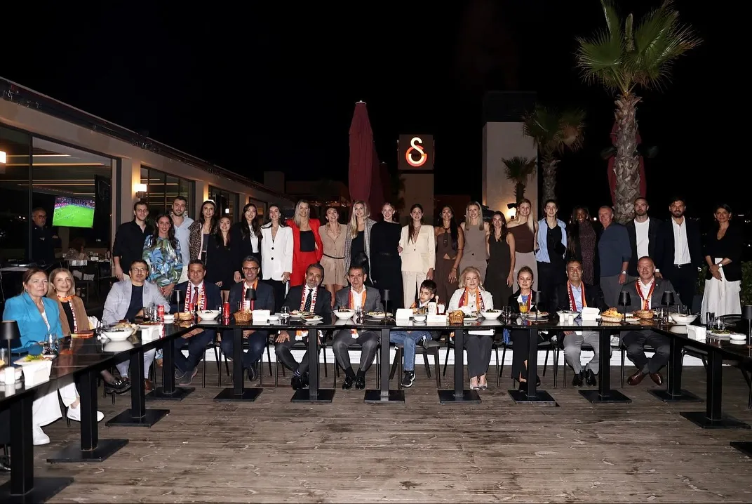 认同和对新, 队节奏冲突, 提及王媛媛 认同和对新, 队节奏冲突, 提及王媛媛